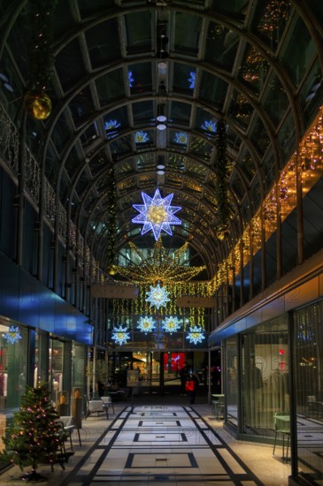 Night view, Calwer Passage, shopping mall, covered, decorated for Christmas, decoration, Christmas decoration, empty, abandoned, Stuttgart, Baden-WÃ¼rttemberg, Germany