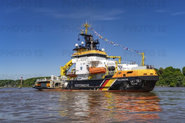 Coast Guard Neuwerk multipurpose vessel on the Elbe in the Free Hanseatic City of Hamburg, Germany