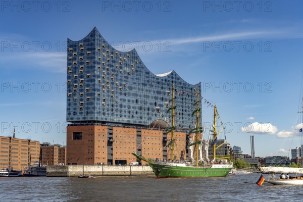 Tall ship Alexander von Humboldt II in front of the Elbe Philharmonic Hall, parade of ships and sailboats at Hafengeburtstag Hamburg 2025 in the Hanseatic City of Hamburg, Germany