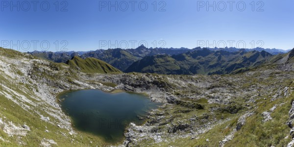 Mountain panorama over Laufbichlsee, behind it the Hochvogel, 2592m, AllgÃ¤u Alps, AllgÃ¤u, Bavaria, Germany