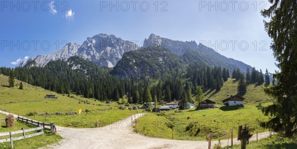 AT, Wilder, Kaiser, Pano