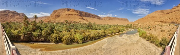MAR, Achbaro, River Ziz, Pano, HDR