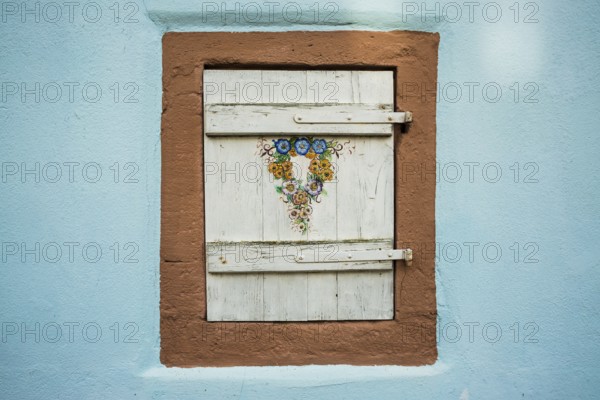 Painted window shop, Wissembourg, Biograd na Moru, Alsace, Bas-Rhin Department, France