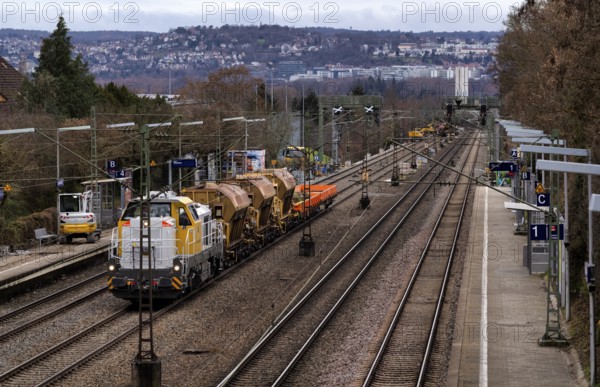 Work on the railway line, implementation of digital nodes between Waiblingen and Bad Cannstatt, line closure, construction site, for underground railway project Stuttgart 21, S21, main station, Sommerrain stop, Stuttgart, Baden-WÃ¼rttemberg, Germany
