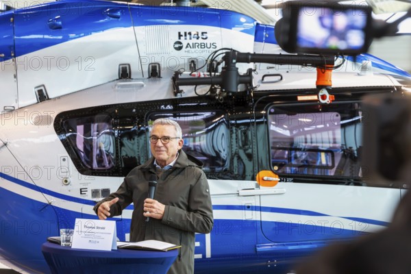 Baden-WÃ¼rttemberg is pooling its drone defence activities at the airport helicopter squadron. The new office is called the Baden-WÃ¼rttemberg Drone Competence and Defence Centre. Thomas Strobl (CDU, Minister of the Interior BW) in front of a police helicopter. Stuttgart, Baden-WÃ¼rttemberg, Germany
