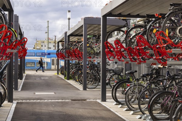 500 new bicycle parking spaces at Ulm Central Station. The bicycle grove offers additional covered, high-quality, modern and partially secured parking spaces for bicycles. Ulm, Baden-WÃ¼rttemberg, Germany