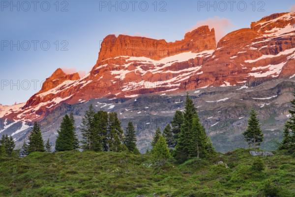 AlpenglÃ¼hen am Chlyn Wendestock, Gross Wendestock and PfaffenhÃ¼t, Canton of Bern, Switzerland