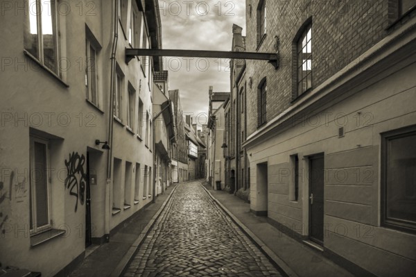 Alley of LÃ¼beck's old town with historic houses, Sepia, Seventh QuerstraÃŸe, Hanseatic City of LÃ¼beck, Schleswig-Holstein, Germany