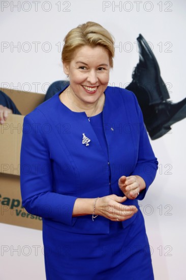 Franziska Giffey at the world premiere of Stromberg - Everything as usual on 1.12.2025 at the Zoo Palast in Berlin