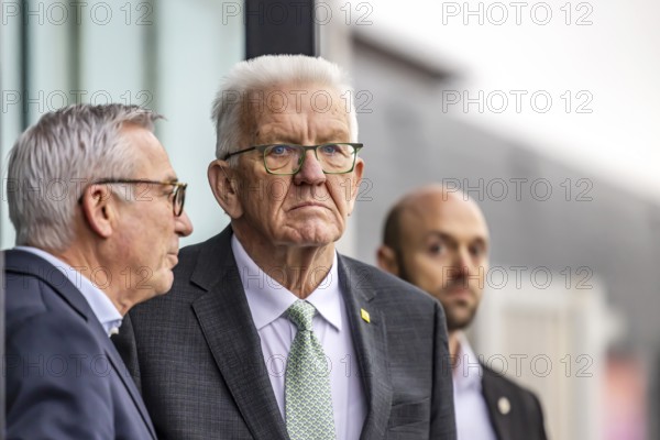 Annual event on the BW Automotive Industry Strategy Dialogue (SDA) in Stuttgart. Winfried Kretschmann, (Greens, Minister-President BW) and Thomas Strobl (left, CDU, Minister of the Interior BW) . Automotive industry conference. Stuttgart, Baden-WÃ¼rttemberg, Germany