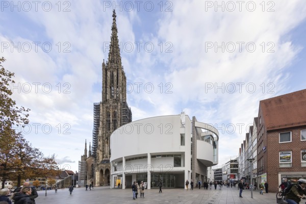 Ulm Minster, Gothic religious building in the Baden-WÃ¼rttemberg city of Ulm and parish church of the Protestant community. The 161, 53 meter high main tower, completed in 1890, was the highest church tower in the world for around 135 years. Town house on Ulm's MÃ¼nsterplatz, designed by New York architect Richard Meier. Ulm, Baden-WÃ¼rttemberg, Germany