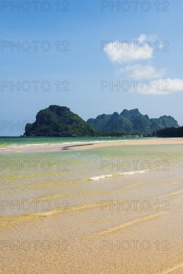 Lonely beach and mountains, Grand Sand Dune, Pak Khlong, Chumphon, Chumphon Province, Central Thailand, Thailand