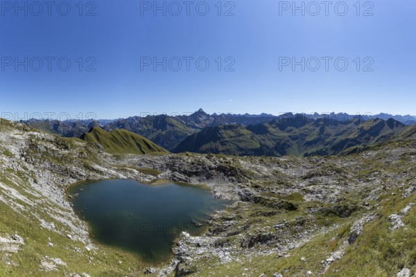 Mountain panorama over Laufbichlsee, behind it the Hochvogel, 2592m, AllgÃ¤u Alps, AllgÃ¤u, Bavaria, Germany