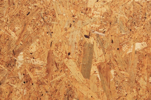 Fibreboard with rough structure and natural aesthetics