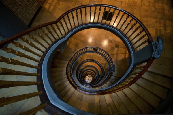 Interior view, staircase, round, Messberghof office building, also Ballinhaus, Free and Hanseatic City of Hamburg, Germany