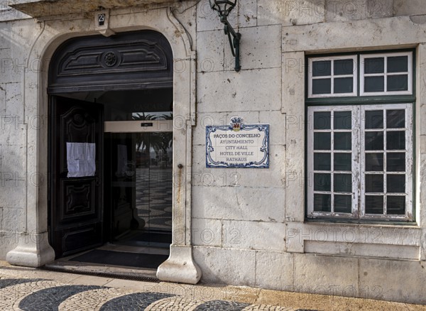 Entrance to City Hall, October 5th Square, Praca 5 de Outubro named after the 1910 revolution that led to the abolition of the monarchy in Portugal, Cascais, Portugal