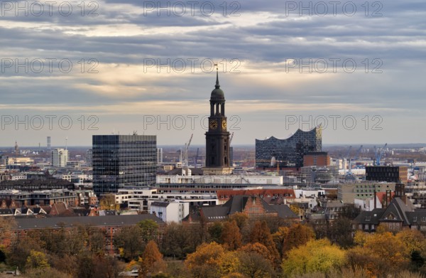 Elbe Philharmonic Hall, Elphie, Evangelische Hauptkirche St. Michaelis, Michel for short, Tower am Michel, autumn, Free and Hanseatic City of Hamburg, Germany