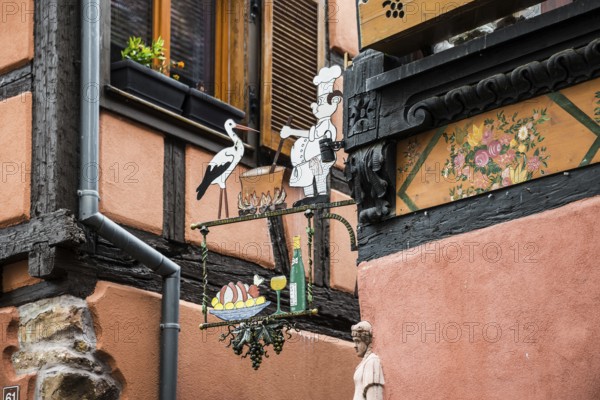 Nasenschild, Restaurant, Dambach-la-Ville, Bas-Rhin, Alsace, France