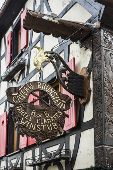 Nasenschild, Restaurant and Wine Bar, Kintzheim, Bas-Rhin Department, Alsace, France