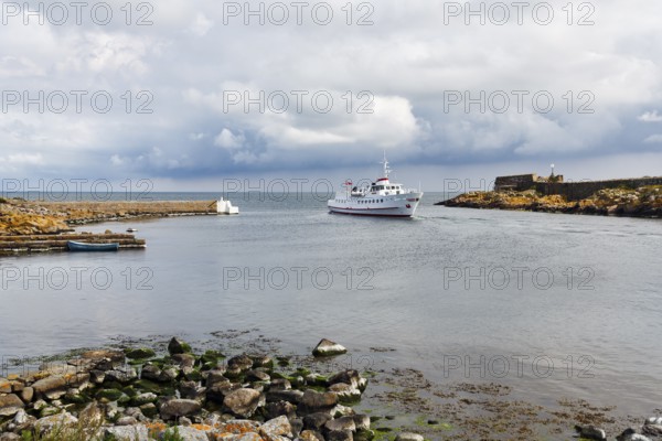 Ertholm ferry, Danish passenger ship, port entrance, ChristiansÃ¸, Christiansö, Ertholmene, Pea Islands, Bornholm, Denmark