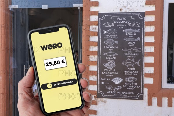 Symbolic image, photo montage, about the European WERO payment service, currently you can only send or receive money directly to another person, P2P, person-to-person, for use in stationary retail or catering, to be introduced from 2026