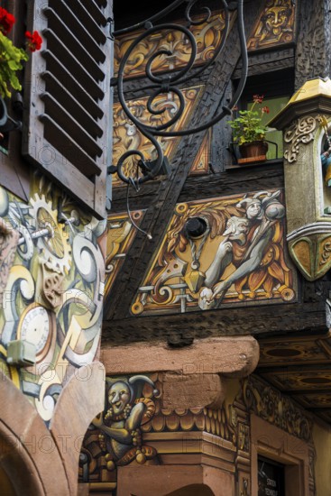 Artfully painted half-timbered houses, SÃ©lestat, Schlettstadt, Alsace, Bas-Rhin department, France