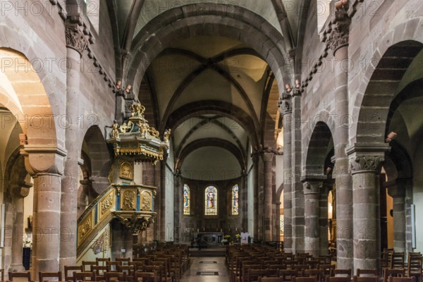 Interior view, Ã‰glise Sainte-Foy, Sélestat, Schlettstadt, Alsace, Bas-Rhin Department, France