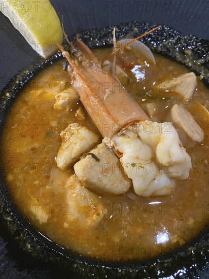 Fish soup, shrimp, edelfish, lemon, food, Free and Hanseatic City of Hamburg, Germany