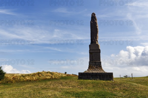 Memorial stone, stone obelisk, Hammershus fortress, tourist attraction, Allinge-Sandvig, Bornholm, Denmark