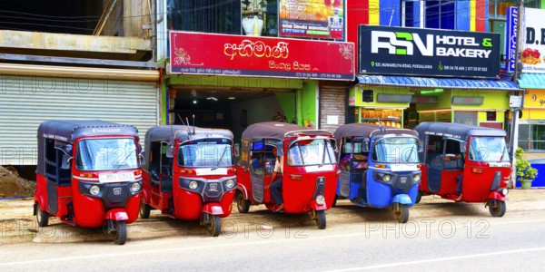Street photography in Pussellawa, Sri Lanka