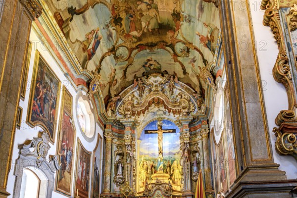 Example of Baroque architecture in Brazil is the interior of the Bom Jesus de Matosinhos church in Congonhas, Congonhas, Minas Gerais, Brazil