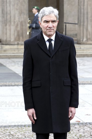 Dr. Stephan Harbarth, President of the Federal Constitutional Court - Memorial Day Wreath laying for victims of war and tyranny, Neue Wache, Berlin, 16.11.25