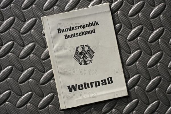 Official military passport, ID card for military service soldiers, military passport of the Federal Republic of Germany from 1976, period of the Cold War, Germany