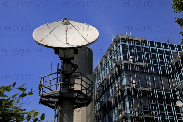 Parabolic antenna, satellite dish at the WDR broadcasting centre in Düsseldorf, North Rhine-Westphalia, Germany