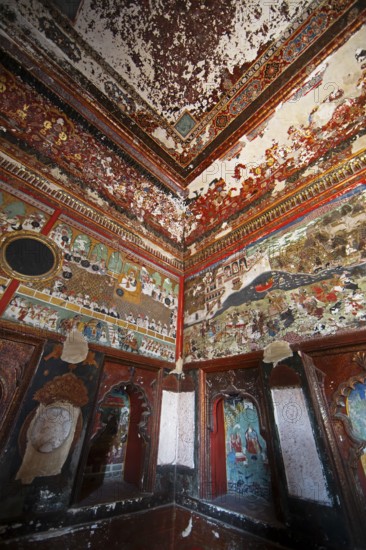 Wall paintings in the Garh Palace or Rajput Palace, Bundi, Rajasthan, India