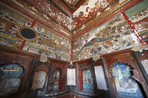 Wall paintings in the Garh Palace or Rajput Palace, Bundi, Rajasthan, India