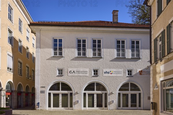 VHS, adult education centre, building, pedestrian zone, facade, window, blue sky, cloudless, Aegidiplatz, Bad Reichenhall, district of Berchtesgadener Land, Bavaria, Germany