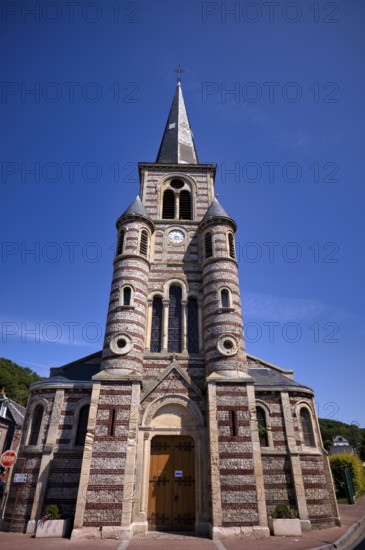 Church Église Saint Martin, Yport, sky, blue, Normandy, Seine-Maritime, France