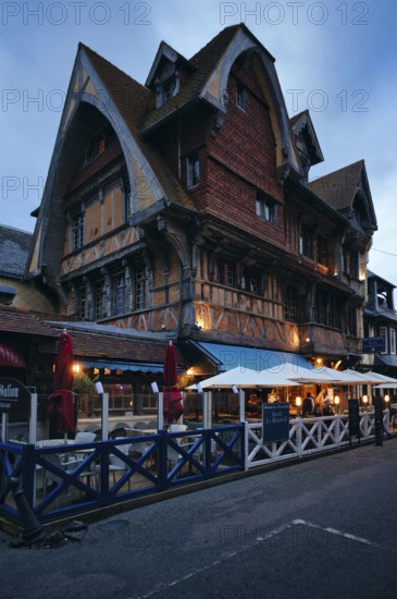 Hotel Restaurant La Salamandre, blue hour, evening, dusk, Étretat, Normandy, Seine-Maritime, France