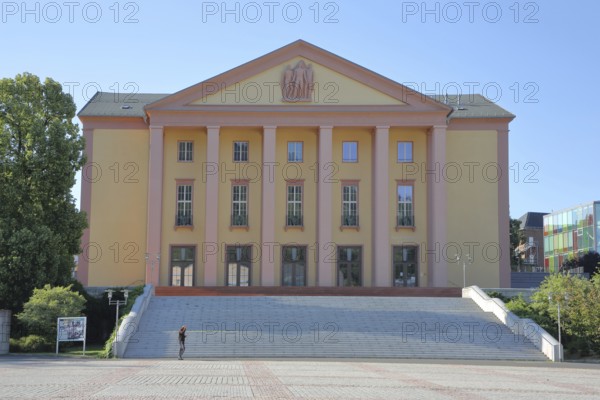 House of History with columns, open staircase, stairway, Platz der deutschen Einheit, Suhl, Franconia, Thuringia, Germany