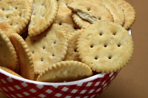 Crackers, crackers in bowl