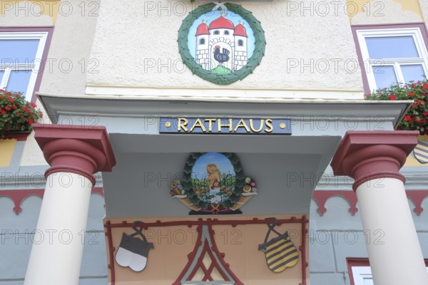 Entrance with decorations and town coat of arms, Slusia, painting, detail, town hall, Schleusingen, Thuringia, Germany