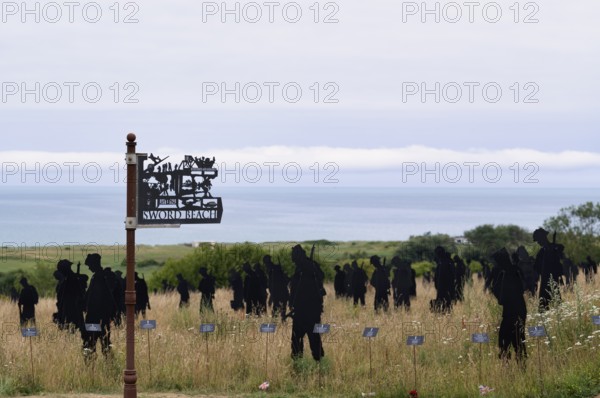 Installation, sign Sword Beach, Standing with Giants, honours the victims of the fallen British soldiers by personification, British Normandy Memorial, war memorial, Ver-sur-Mer, D-Day, Operation Overlord, Gold Beach, Normandy, Calvados, France