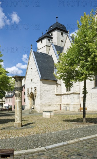 Memorial column for Oskar Brüsewitz, pastor who self-immolated in 1976 in protest against the policies of the SED of the GDR, self-immolation, St Michael's Church, Zeitz, Saxony-Anhalt, Germany
