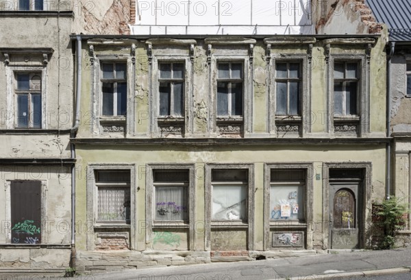 Ruin of a residential building, Old Town, Zeitz, Saxony-Anhalt, Germany