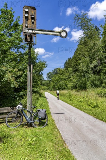 Sauerlandring cycle path, an 84 km long circular cycle path between the towns of Finnentrop, Eslohe, Schmallenberg and Lennestadt, mostly on former railway lines, here near Finnentrop-Serkenrode, old signalling systems, Sauerland, North Rhine-Westphalia, Germany