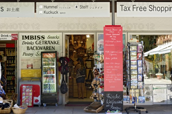 Snack bar, kiosk, souvenir shop in the castle park of Linderhof Castle, UNESCO World Heritage Site, Ettal, Unterammergau, Garmisch-Partenkirchen, Upper Bavaria, Bavaria, Germany
