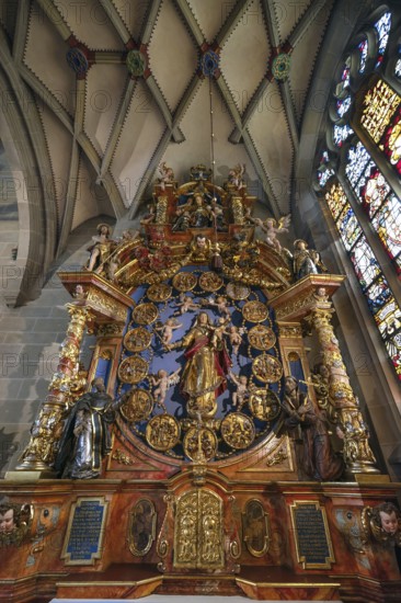 Rosary altar carved by David Zürn in 1631, Überlingen Minster, St Nicholas, built in 1350 and 1576 in the late Gothic style, Überlingen, Baden-Württemberg, Germany