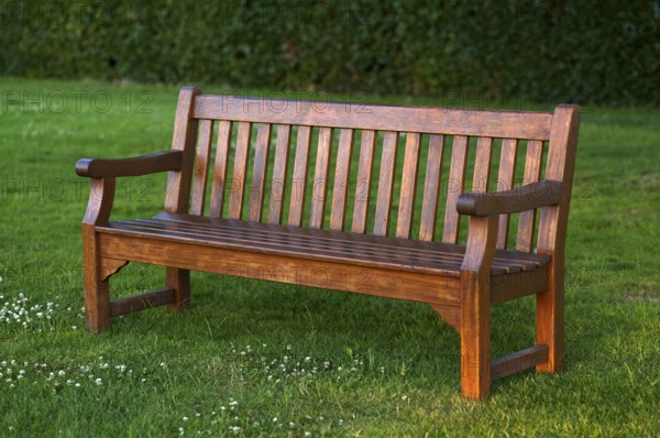 Bench, wooden bench, British and German military cemetery, Cimetière militaire britannique, D-Day, Operation Overlord, Bayeux, Normandy, Calvados, France