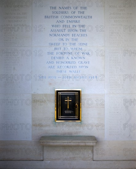Bayeux Mémorial, memorial in honour of the missing soldiers, British and German military cemetery, Cimetière militaire britannique, D-Day, Operation Overlord, Bayeux, Normandy, Calvados, France